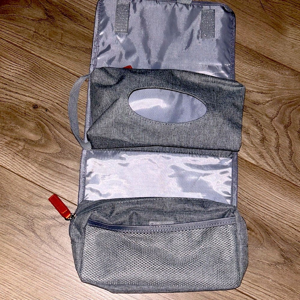 Outbound Bosics diaper bag clutch